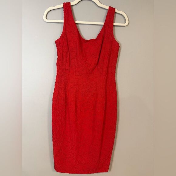 Carmen Marc Valvo Dresses & Skirts - Carmen Marc Valvo Red Textured‎ Midi Dress squiggles artsy